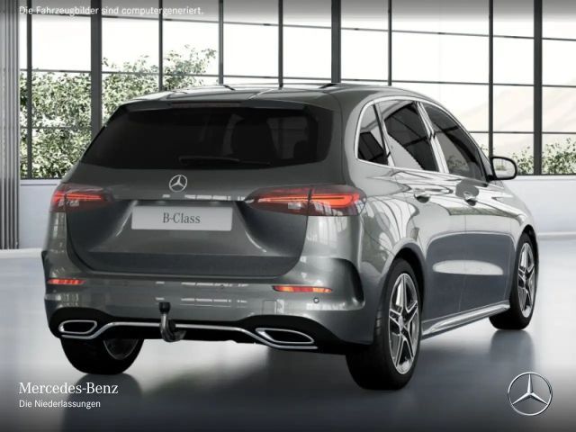 Mercedes-Benz B 200 AMG Line Sedan