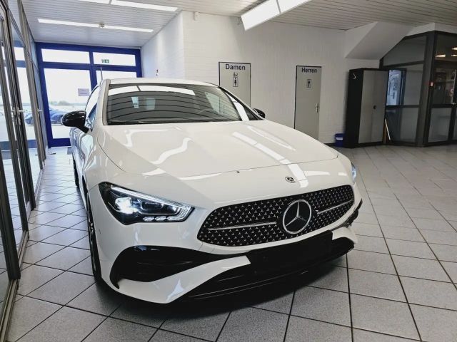 Mercedes-Benz CLA 250 AMG Line