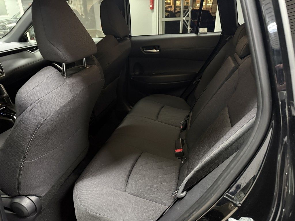 Toyota Corolla Cross 5-deurs Team D