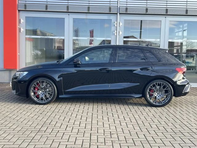 Audi RS3 S-Tronic Sedan Sportback