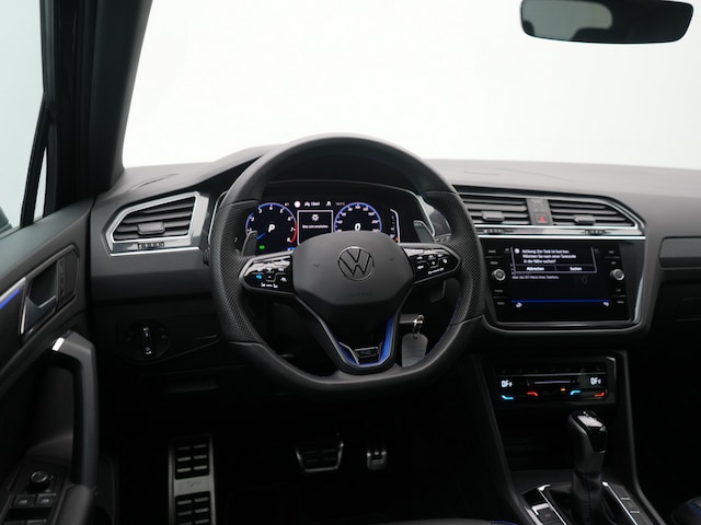 Volkswagen Tiguan Tiguan R  PANO MATRIX AHK ACC LEDER NAVI VIRT