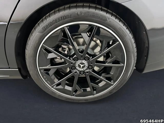 Mercedes-Benz CLA 200 AMG Line Coupé