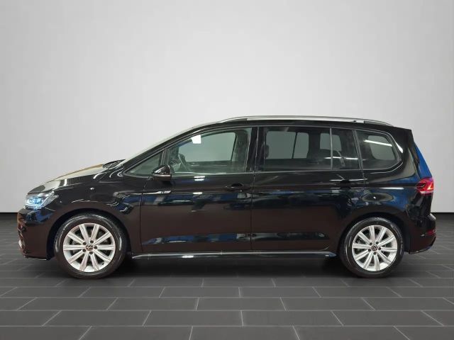 Volkswagen Touran 1.5 TSI DSG R-Line