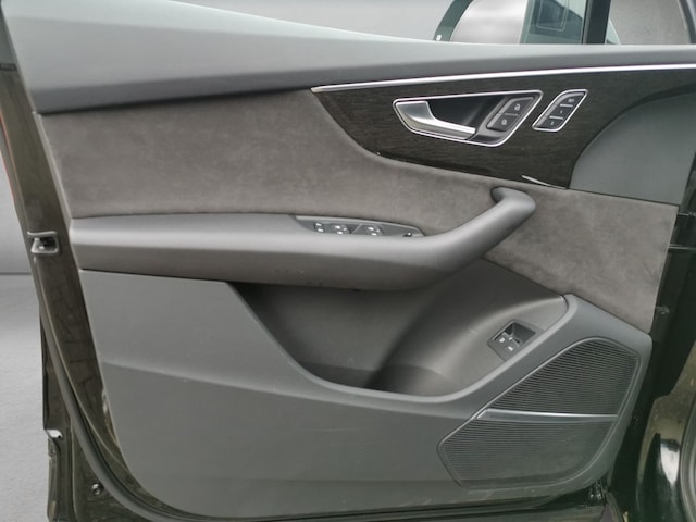 Audi Q7 55 TFSI Hybride Quattro