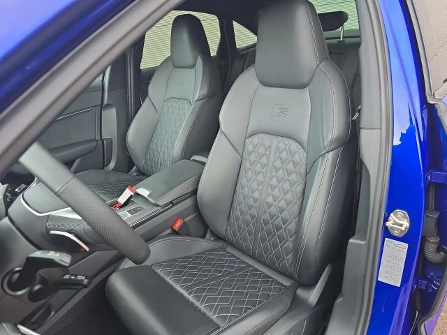 Audi A6 Hybride Quattro S-Line Sedan