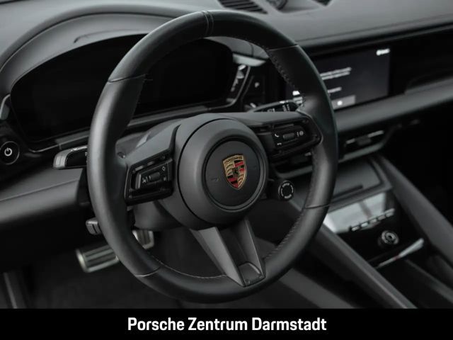Porsche Macan 4