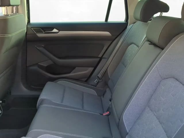 Volkswagen Passat 1.5 TSI Business Variant