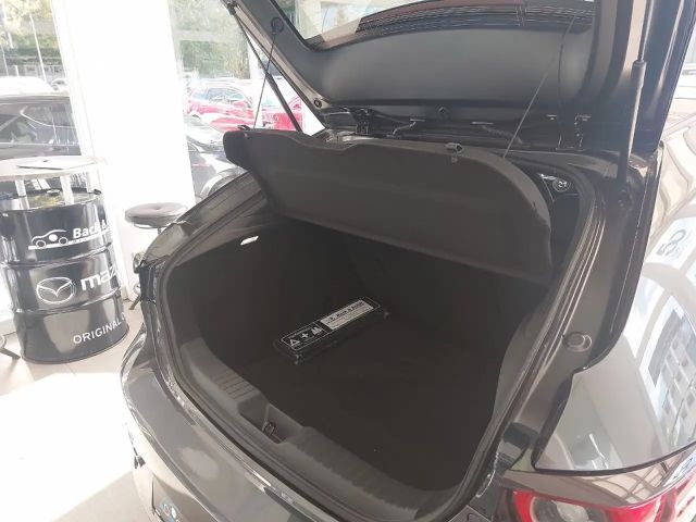 Mazda 3 Exclusive-line