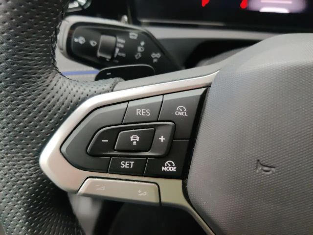 Volkswagen Tiguan 2.0 TSI R-Line Style