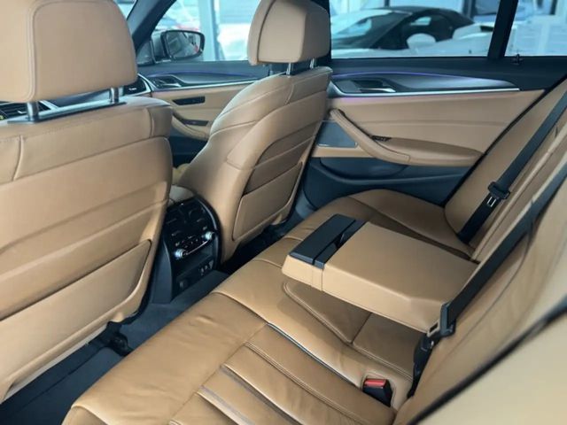 BMW 550 550i Sedan xDrive