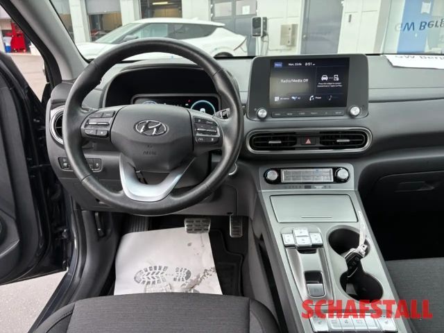 Hyundai Kona Select