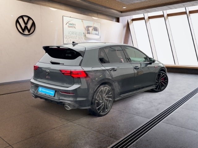 Volkswagen Golf 2.0 TSI DSG IQ.Drive