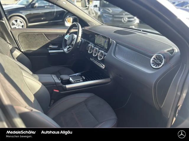 Mercedes-Benz EQA 300 4MATIC AMG Line