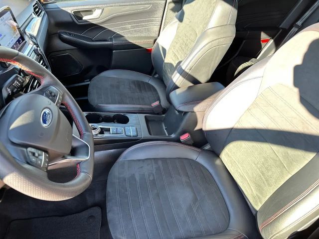 Ford Kuga Hybrid ST Line X