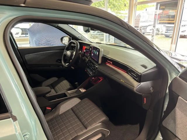 Renault 4 Comfort E-Tech Iconic