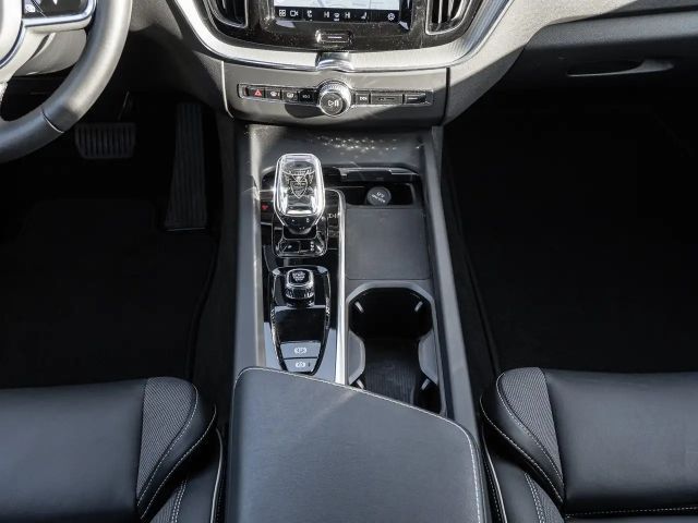 Volvo XC60 Dark Plus