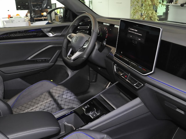 Volkswagen Tiguan R-Line eHybrid