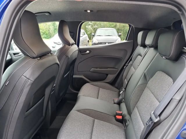 Mitsubishi Colt Intense