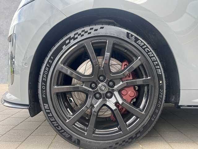 Land Rover Range Rover Sport P635 SV