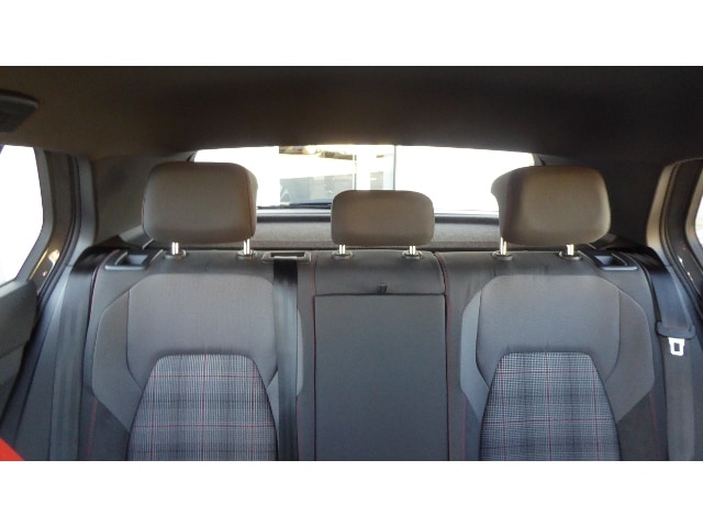 Volkswagen Golf 2.0 TSI DSG Golf VIII