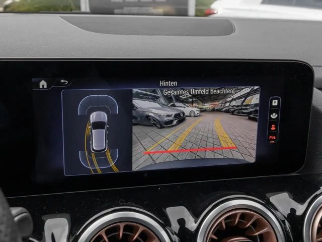 Mercedes-Benz EQA 300 4MATIC