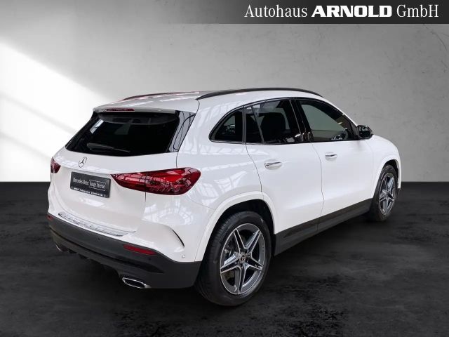 Mercedes-Benz GLA 220 4MATIC AMG Line