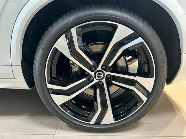 Volvo XC90 AWD Dark Plus T8