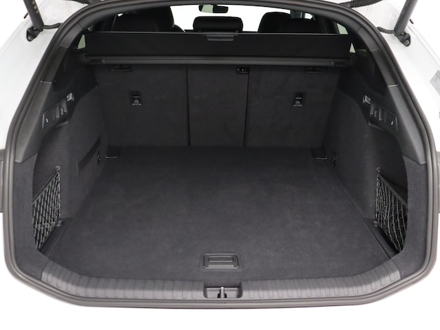 Audi A6 e-tron Avant Quattro