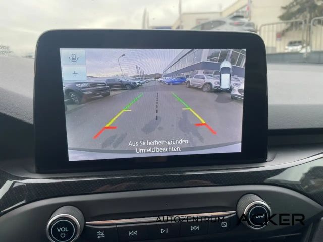 Ford Focus EcoBoost ST Line