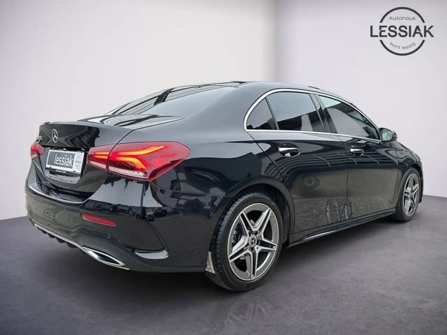 Mercedes-Benz A 200 A 200 d AMG Line