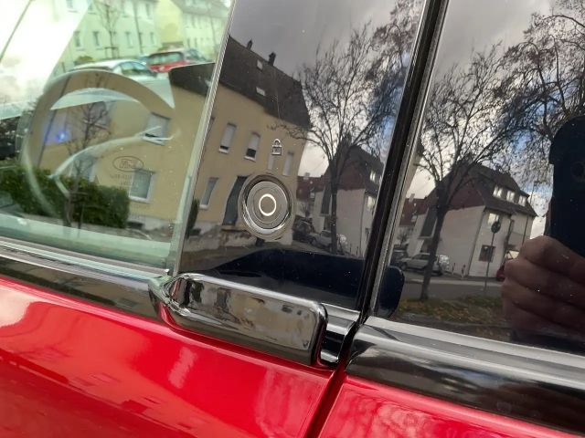 Ford Mustang Mach-E 75 kWh AWD