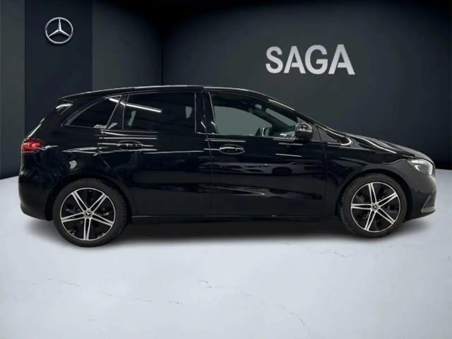Mercedes-Benz B 180 Luxury Line