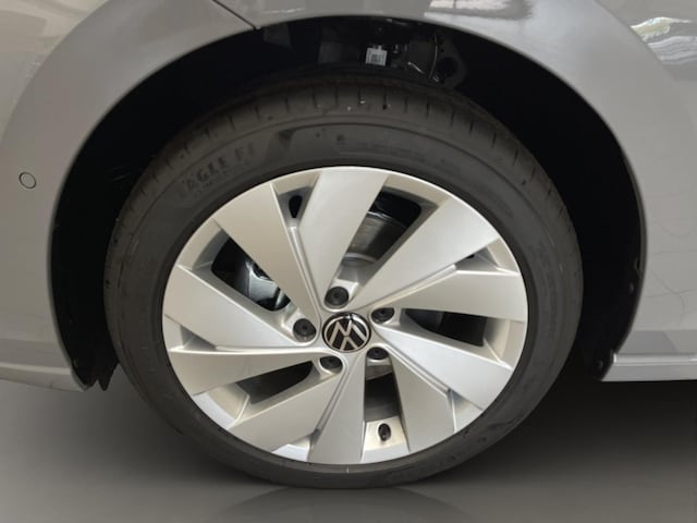 Volkswagen Golf DSG Variant