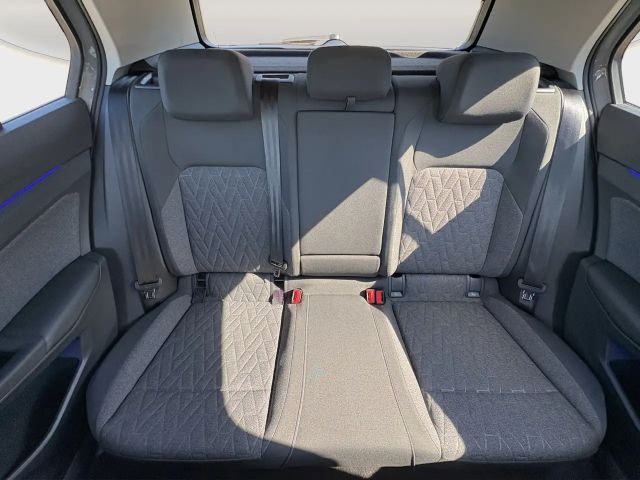 Volkswagen Golf 1.5 eTSI DSG Golf VIII Move