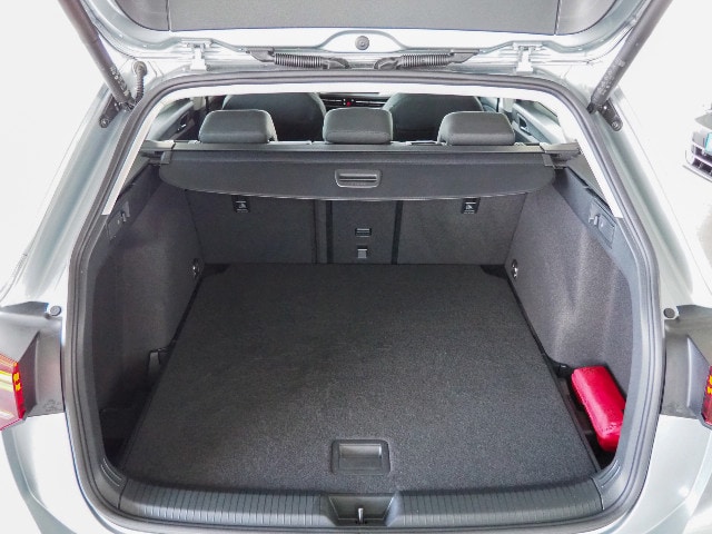 Volkswagen Golf 1.5 eTSI DSG Life Variant