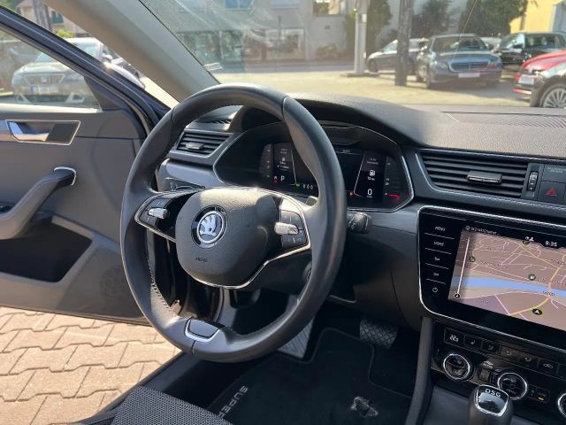 Skoda Superb 2.0 TDI Combi Style Style