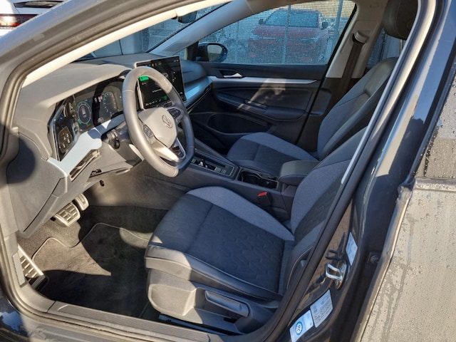 Volkswagen Golf 1.5 eTSI DSG Golf VIII Variant