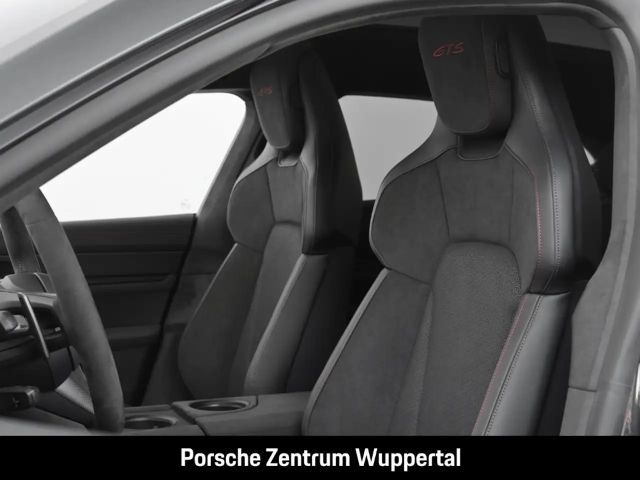 Porsche Taycan GTS Sport Turismo