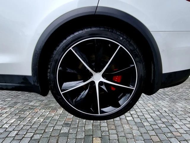 Tesla Model X Dual Motor Performance