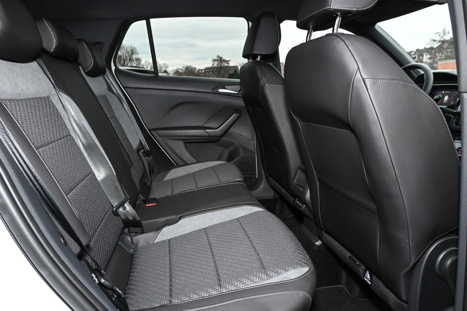 Volkswagen T-Cross 1.0 TSI DSG R-Line