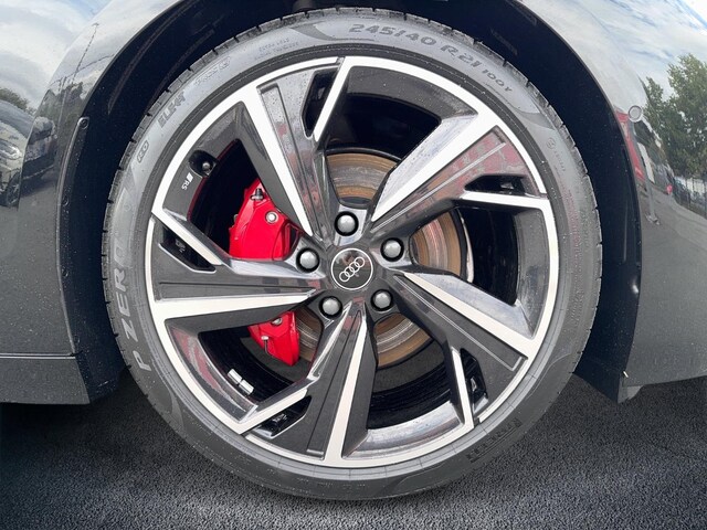 Audi A6 e-tron Avant Quattro