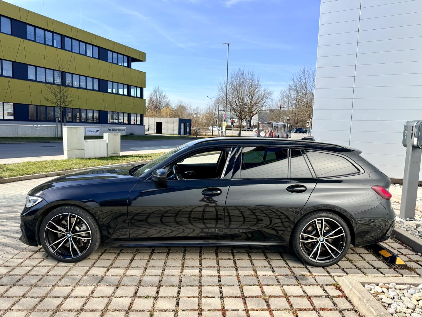 BMW 330 330i M-Sport Touring xDrive
