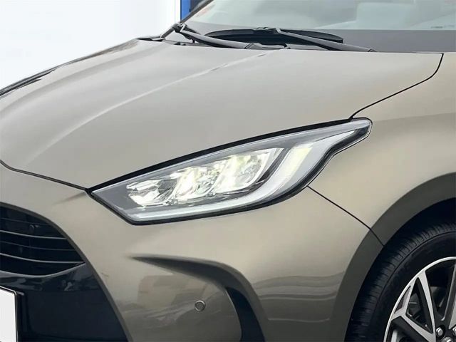 Toyota Yaris Active Hatchback Hybride