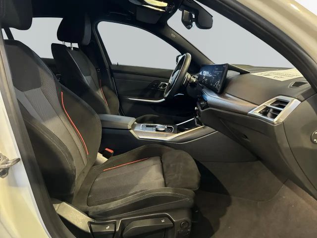 BMW 320 320d M-Sport Sedan xDrive