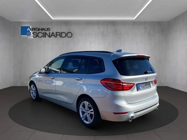 BMW 218 218d Gran Tourer Sport Line