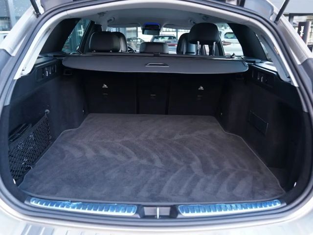 Mercedes-Benz C 220 AVANTGARDE C 220 d Estate