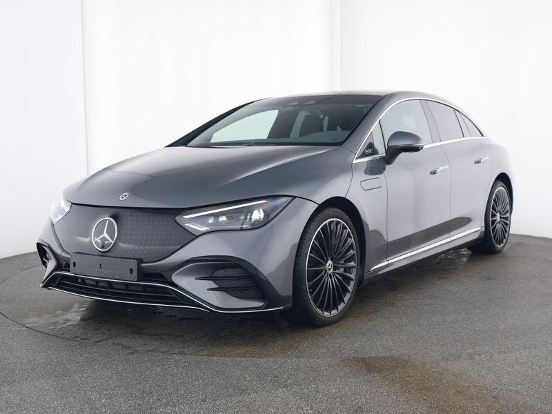 Mercedes-Benz EQE 300 AMG Line Sedan