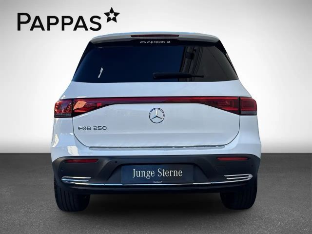 Mercedes-Benz EQB 250