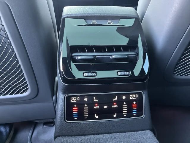 Audi A6 e-tron Quattro