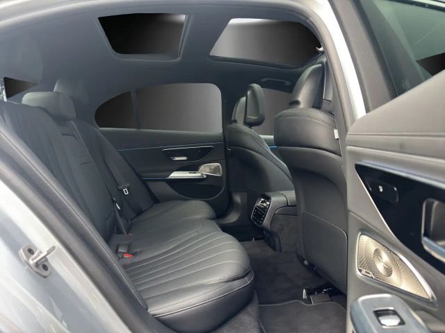 Mercedes-Benz E 400 4MATIC Sedan
